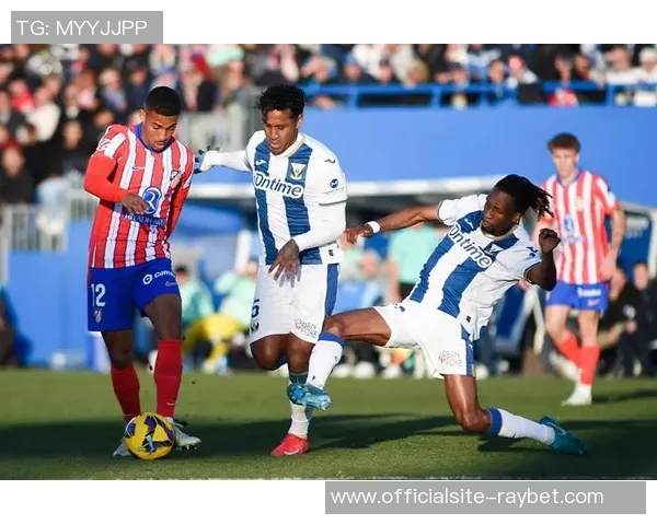 2017年巴萨与切尔西激战回顾:巅峰对决的精彩瞬间与战术分析 2017年巴萨与切尔西激战回顾:巅峰对决的精彩瞬间与战术分析