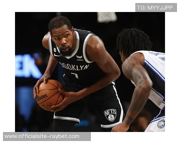 勇士队与篮网队激战正酣NBA赛场上演巅峰对决精彩纷呈